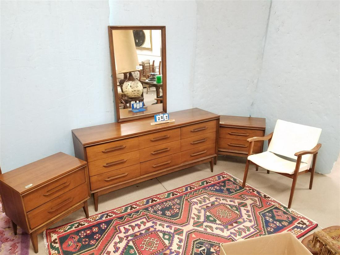 4PC. BARRETT MID CENTURY TEAK BED SET, 9 DRAWER (1 of 1)