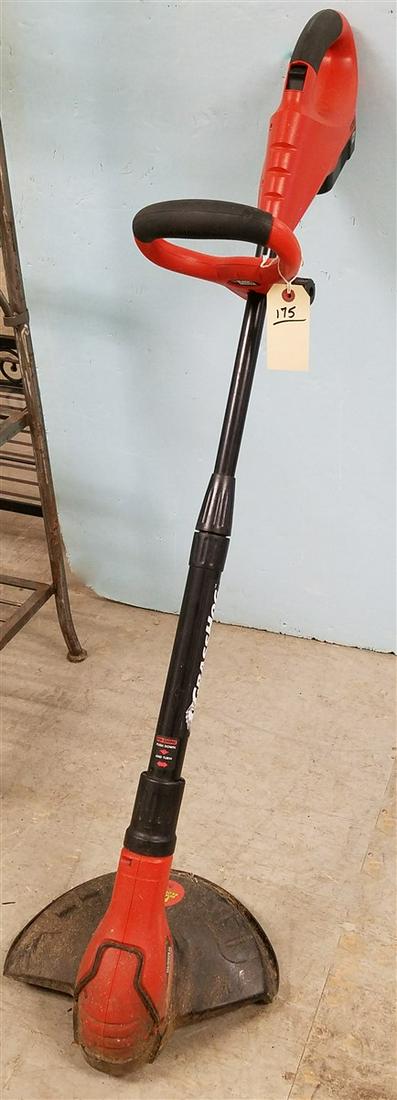 GRASSHOG WEED WACKER (1 of 2)