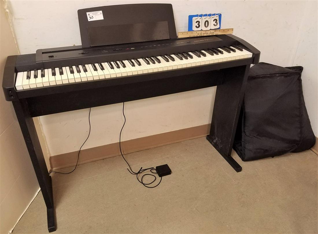 ROLAND EP 7II DIGITAL PIANO (1 of 2)
