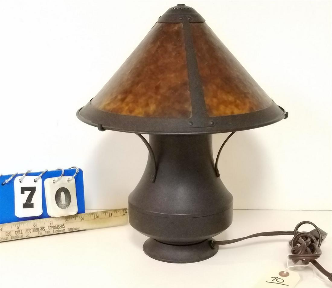 ARTS + CRAFTS STYLE TABLE LAMP (1 of 2)