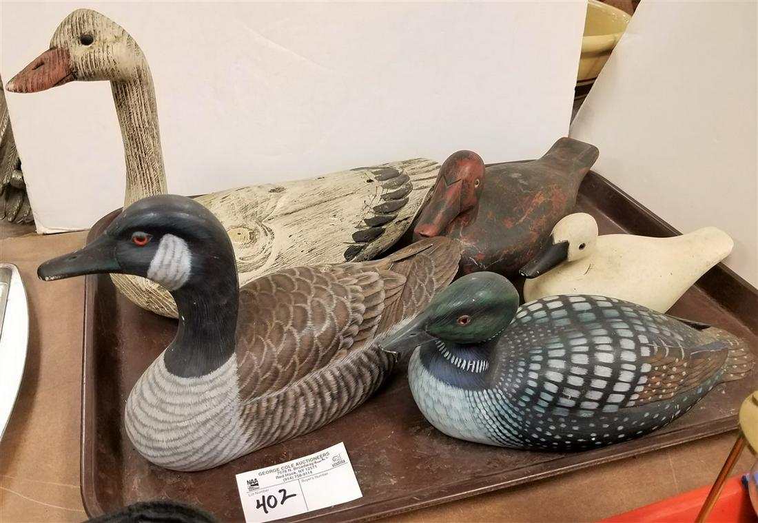 TRAY 5 WOODEN DECOYS, INCL. SWAN BY D. GREGAN (1 of 1)