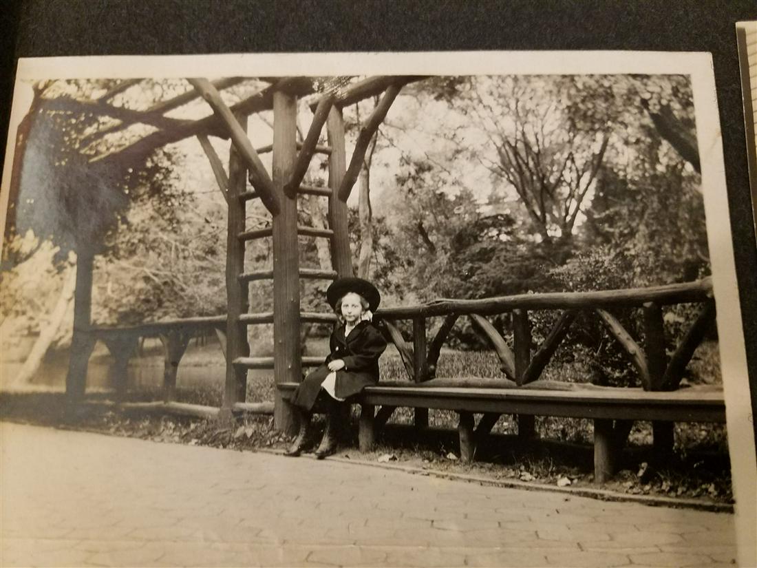 c.1900 PHOTO ALBUM (1 of 8)