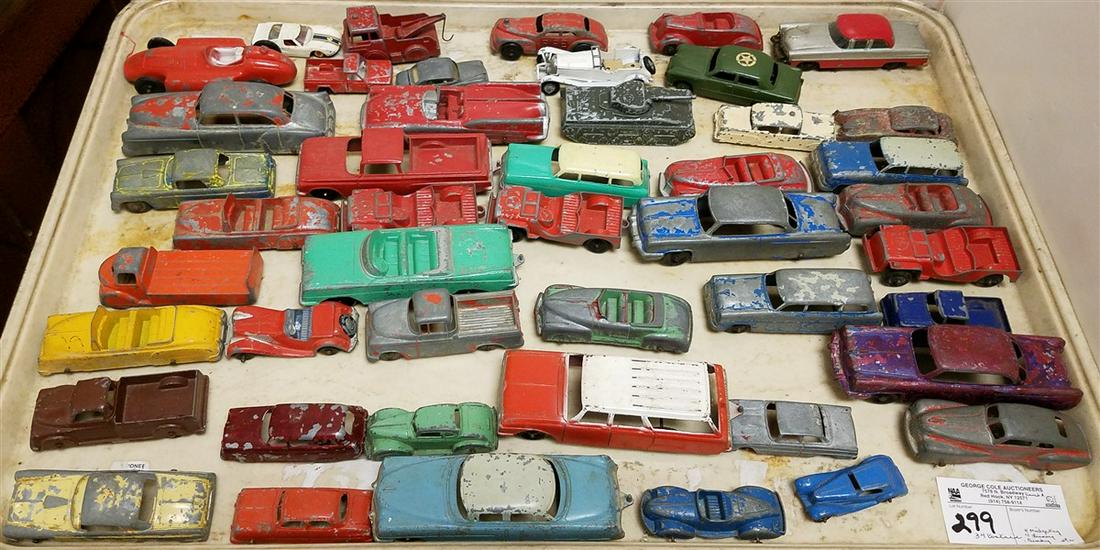TRAY 34PC. TOOTSIE VEHICLES, 4 MIDGE TOY, 4 LESNEY,: TRAY 34PC. TOOTSIE VEHICLES, 4 MIDGE TOY, 4 LESNEY, DINKY FORD SEDAN, iT'S A BEAUT #4, PARKER ERIE, + 1 LIONEL
