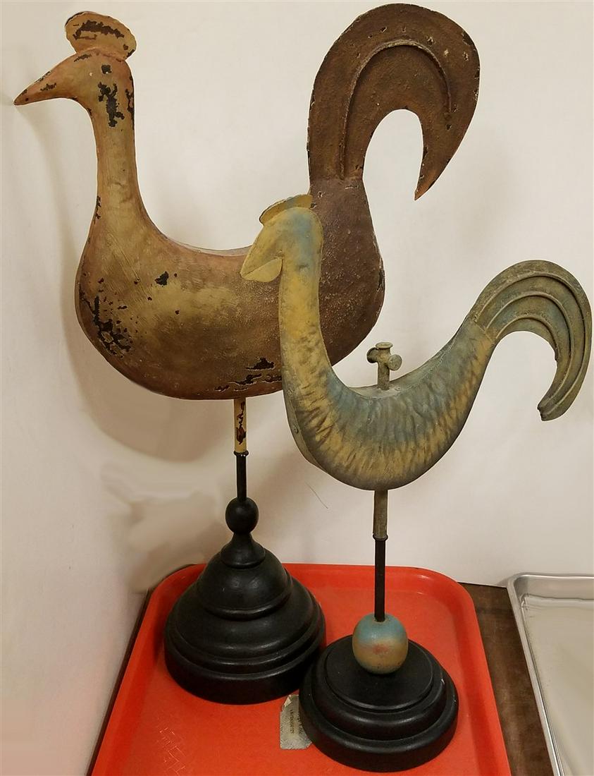 TRAY FOLK ART BIRDS ON STANDS, 25" + 19.5": TRAY FOLK ART BIRDS ON STANDS, 25" + 19.5"