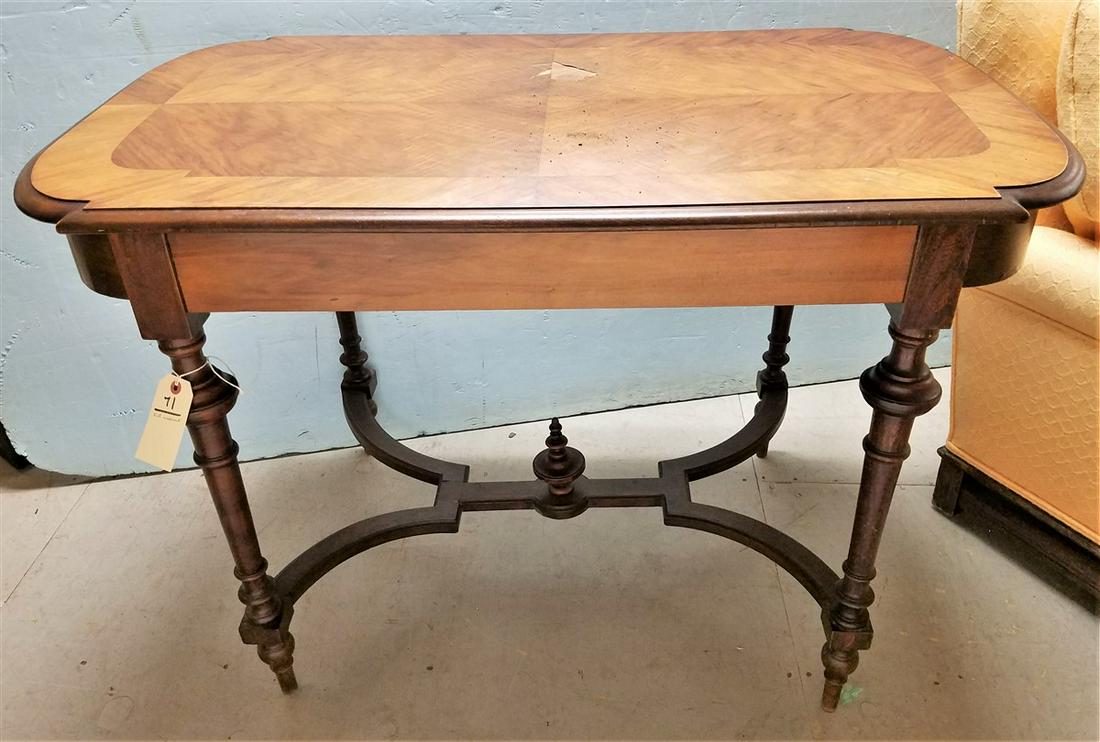 VICT. WALNUT CENTER TABLE, 30"H X 43"W X 25.5"D: VICT. WALNUT CENTER TABLE, 30"H X 43"W X 25.5"D