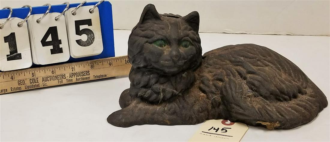 CAST IRON CAT DOORSTOP, 5.5"H X 10"L: CAST IRON CAT DOORSTOP, 5.5"H X 10"L