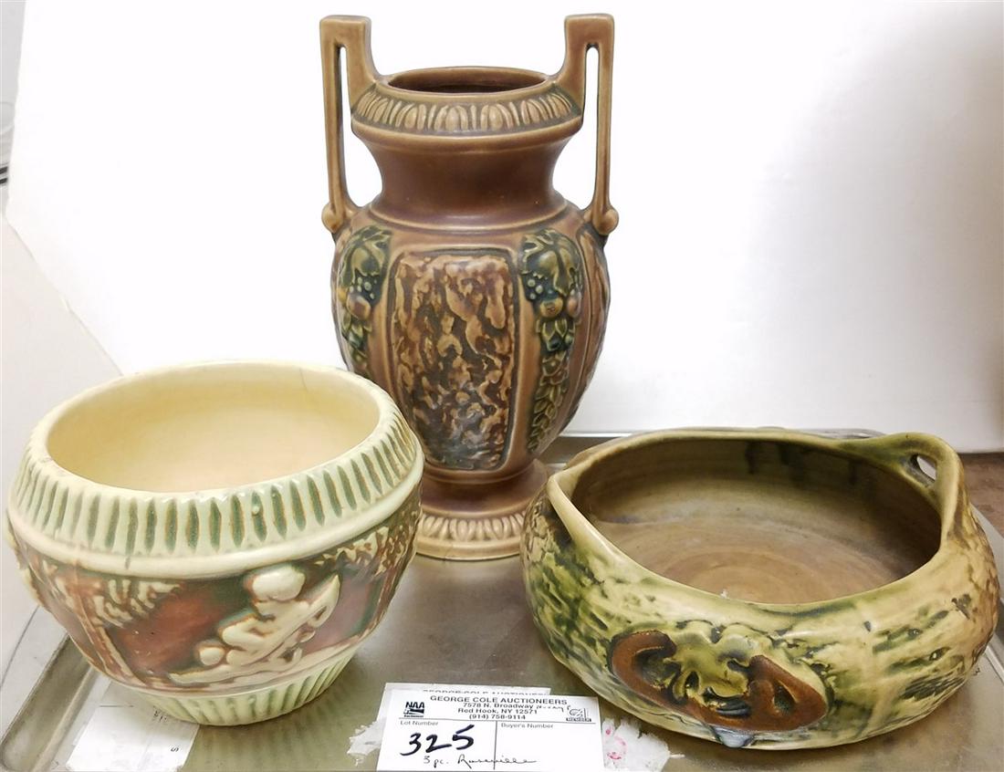 TRAY 3PC. ROSEVILLE POTTERY FLORENTINE VASE, DONATELO (1 of 3)