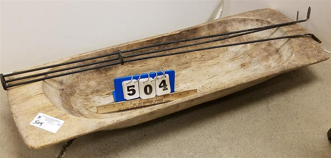 TRENCHER + WEATHERVANE STAND (1 of 1)