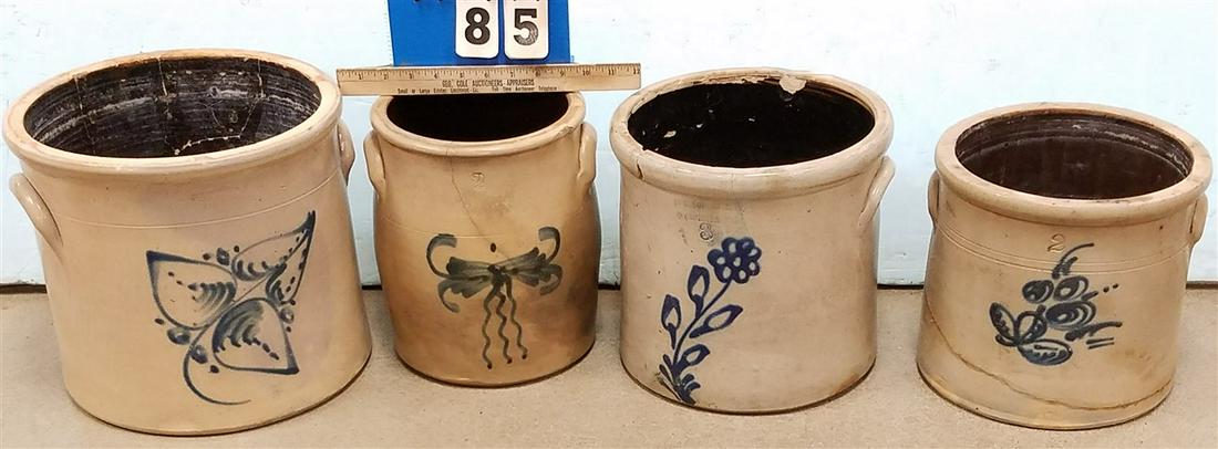 BX 4 DAMAGED BLUE DEC. CROCKS (1 of 3)