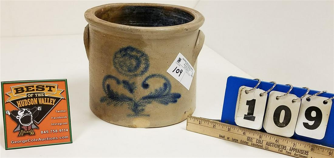 1 GAL. BLUE DEC. CROCK (1 of 3)