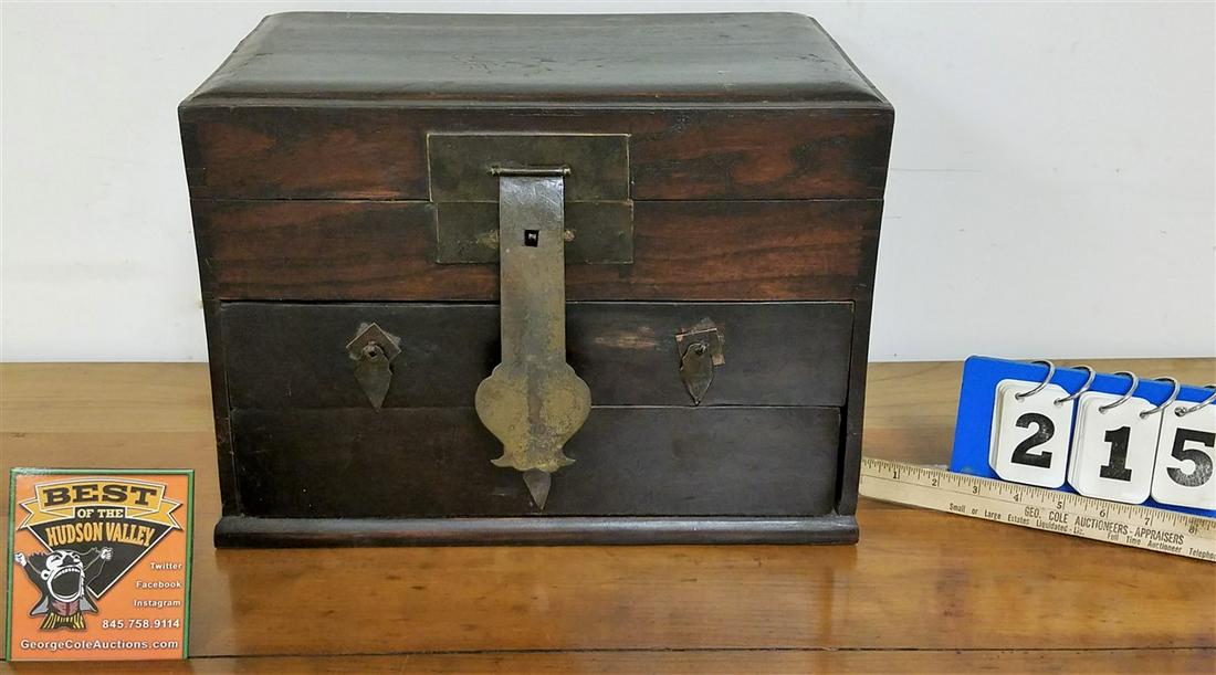 CHINESE MAKEUP BOX, 11.5"H X 15.5"W X 11"D (1 of 4)