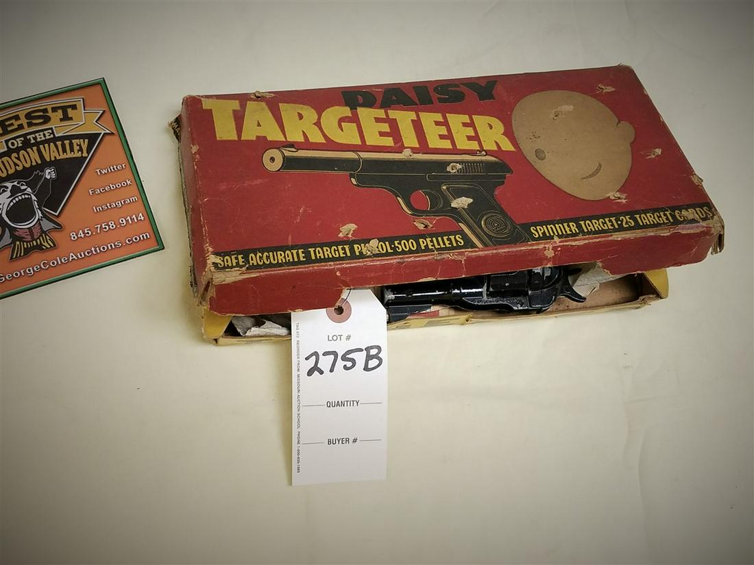 DAISY TARGETER AIR PISTOL W/ ORIGINAL "SPINNING BIRDIE": DAISY TARGETER AIR PISTOL W/ ORIGINAL "SPINNING BIRDIE" BOX, + S-AGENT CAP GUN - This item does NOT Require FFL Transfer.