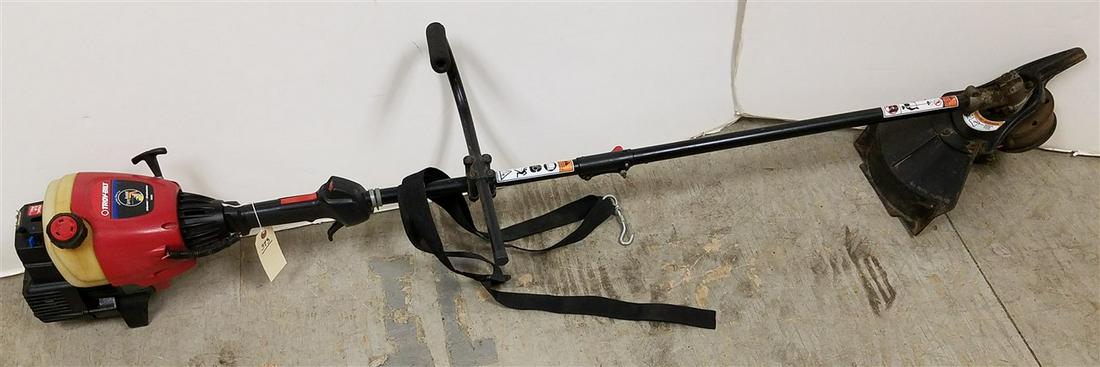 TROY-BILT GAS WEED WACKER (1 of 3)