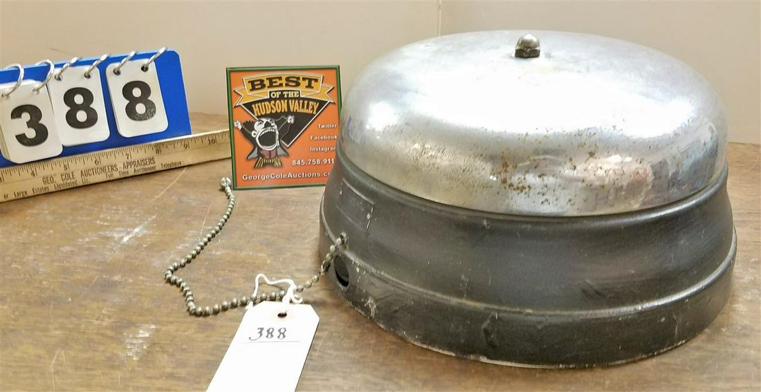 GAME WELL BELL 11 1/2" DIAM X 6 1/2"H: GAME WELL BELL 11 1/2" DIAM X 6 1/2"H