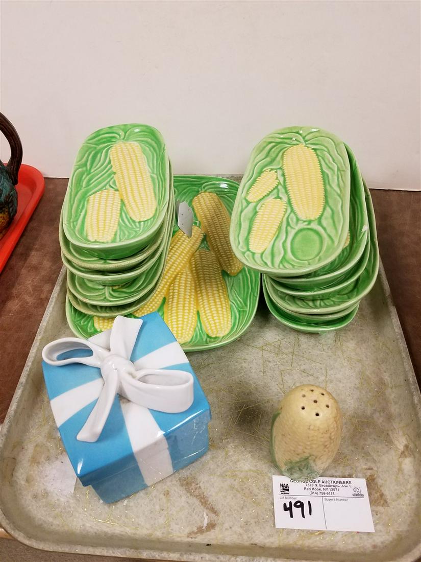 TRAY JAPAN CORN DISHES, TIFFANY BOX: TRAY JAPAN CORN DISHES, TIFFANY BOX