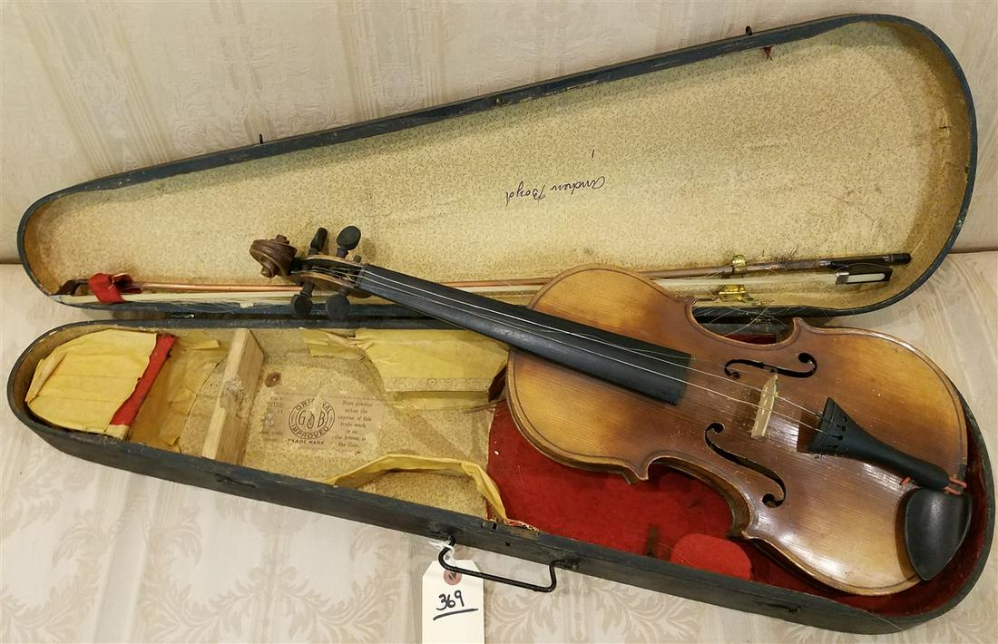 VIOLIN IN WOODEN CASE, MADE IN GERMANY (1 of 4)