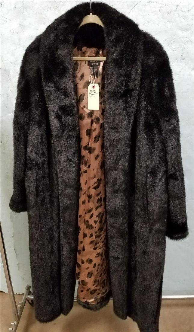 FAUX FUR COAT 1X DENNIS BASSO (1 of 3)