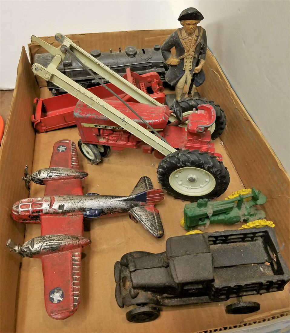 TRAY METAL TOYS, INCL. CAST IRON SOLDIER DOORSTOP (1 of 1)