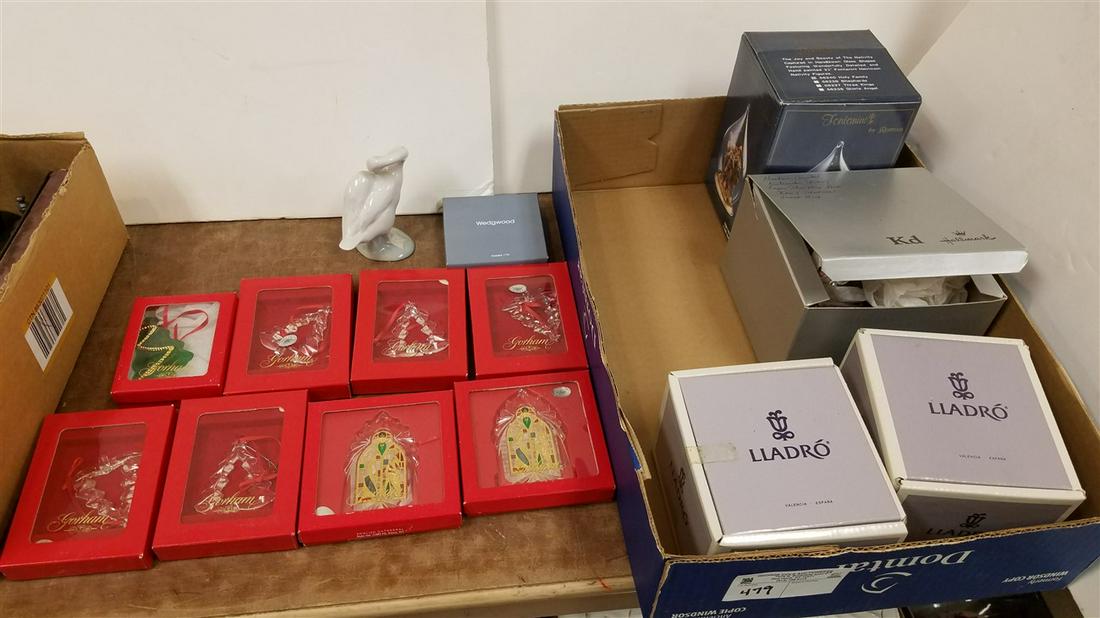 TRAY 8 GORHAM CHRISTMAS ORNAMENTS, 2 BX'D LLADRO BELLS, (1 of 3)