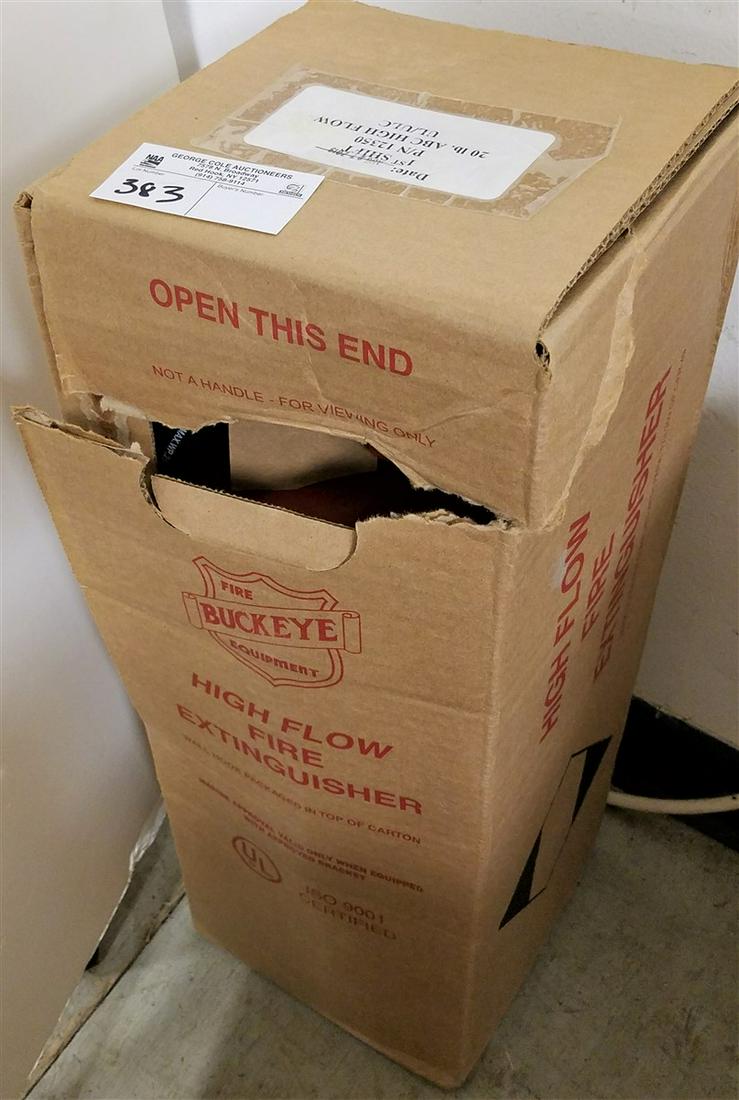 NEW BX'D FIRE EXTINGUISER (1 of 2)