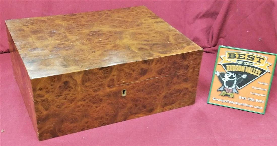 ITALIAN BURL WALNUT HUMIDOR (1 of 2)