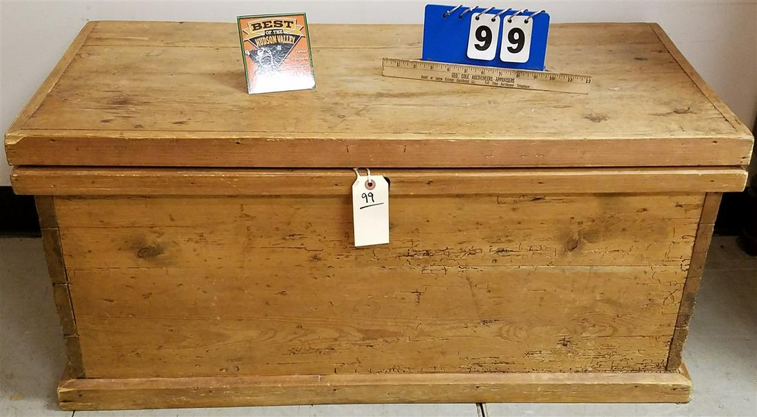 PRIM. PINE BLANKET BX, W. CHRISTMAS ITEMS, 17.5"H X (1 of 3)