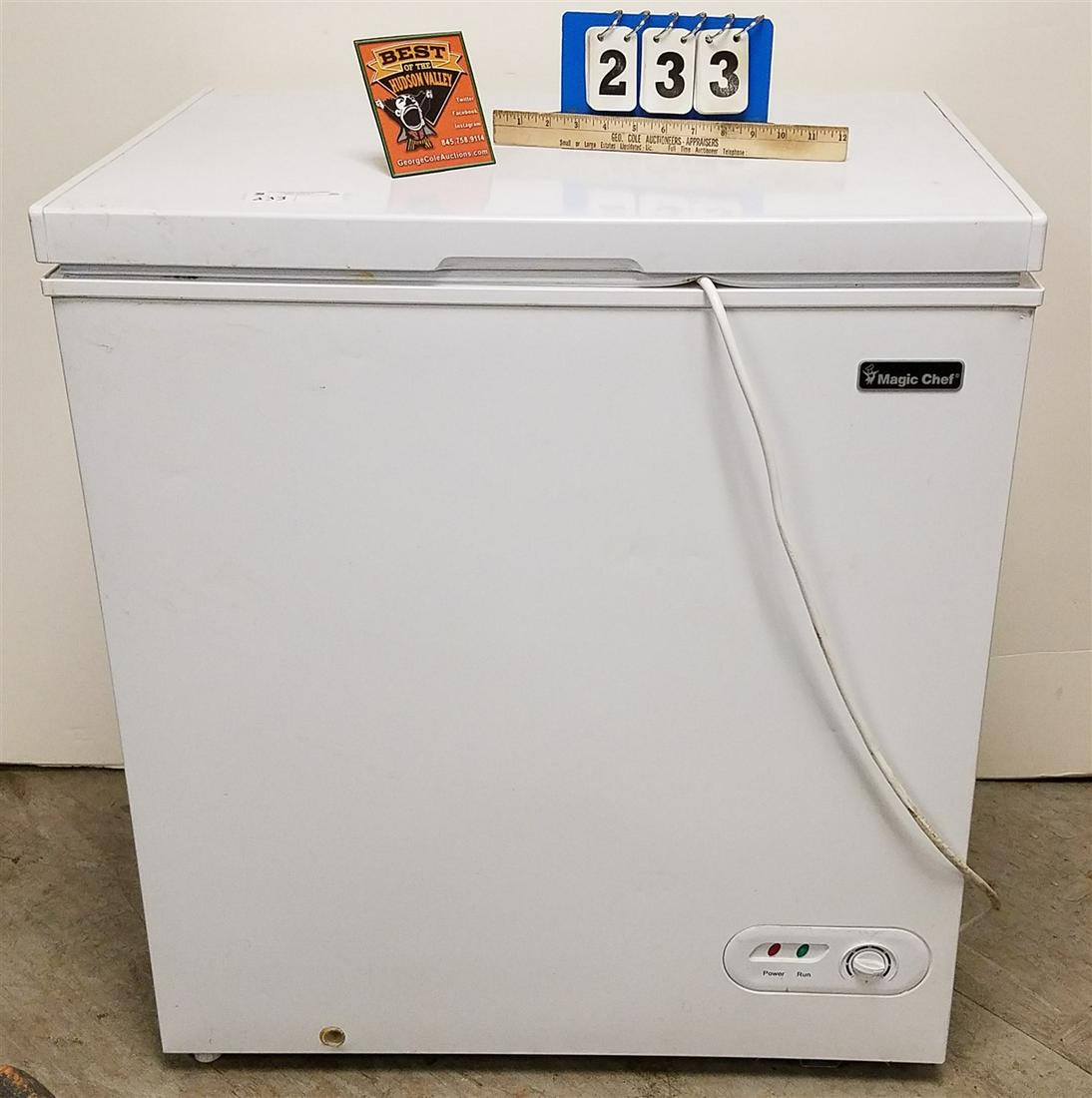 MAGIC CHEF CHEST FREEZER, 32.5" X 29"W X 21.5"D (1 of 6)