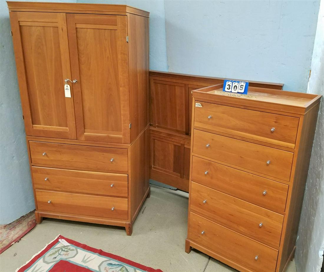 3PC. COPELAND FURN, VT. CHERRY QUEEN BED, CHIFFEROBE (1 of 5)