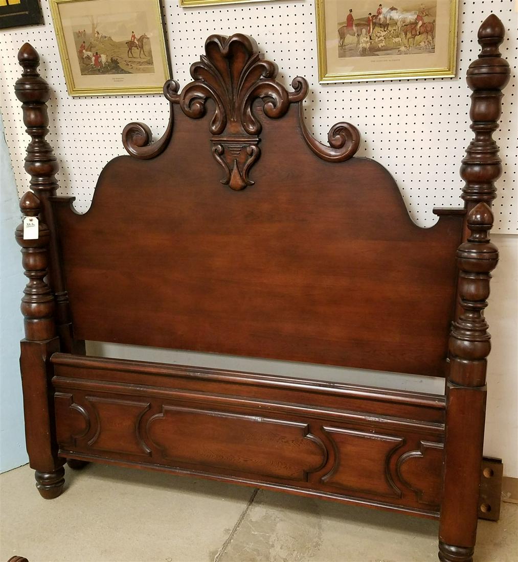 QUEEN SIZE MAHOG. BED, 66.5"H: QUEEN SIZE MAHOG. BED, 66.5"H