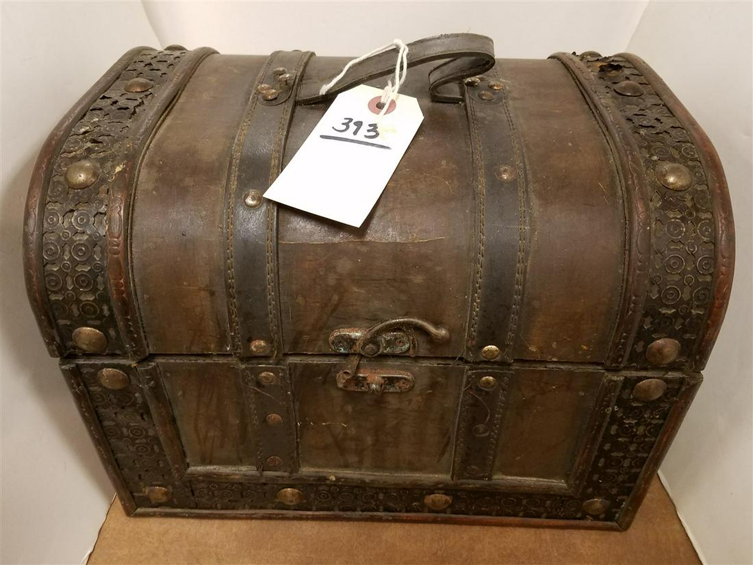 TRUNK W. COLL. KEYS. 9.25"H X 12.5"W X 10"D (1 of 2)