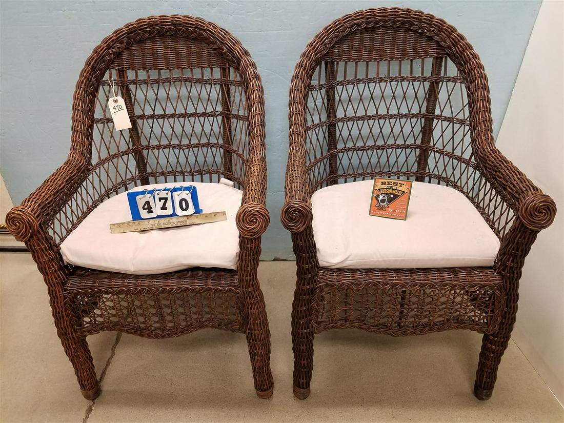 PR. WICKER ARMCHAIRS (1 of 1)
