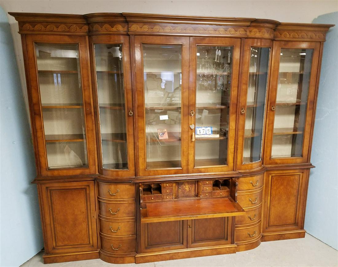 ITALIAN BREAKFRONT W/ INLAY. 7'6"H X 9'4"W X 22"D: ITALIAN BREAKFRONT W/ INLAY. 7'6"H X 9'4"W X 22"D