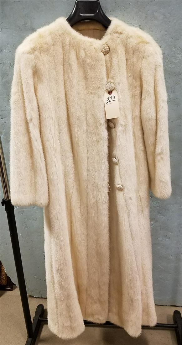 WHITE MINK FUR COAT (1 of 1)