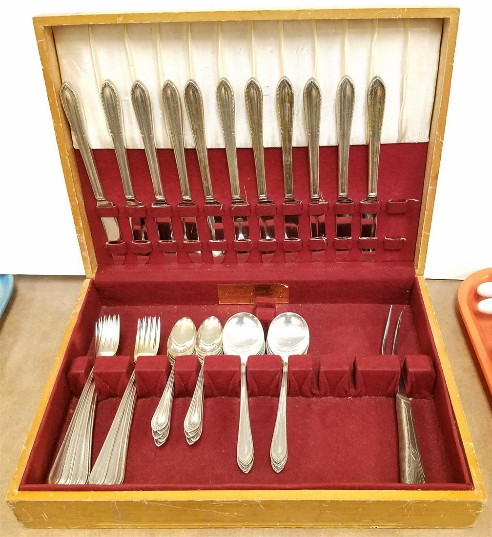 BX'D SET 47pc. STRATFORD SILVERPLATE FLATWARE (1 of 2)