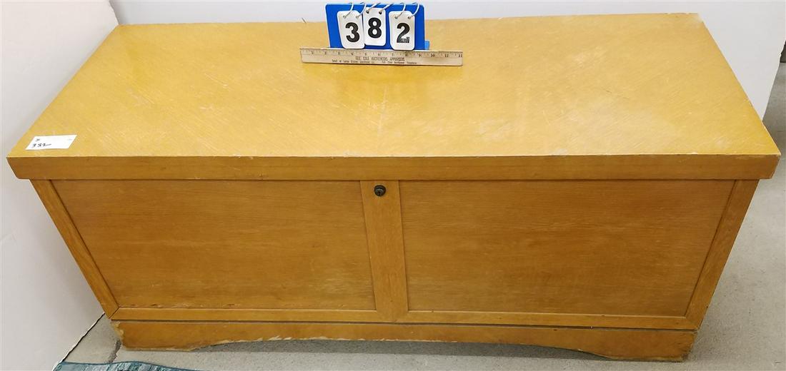 MID CENTURY OAK CEDAR CHEST, 21"H X 47"W X 18.5"D (1 of 3)