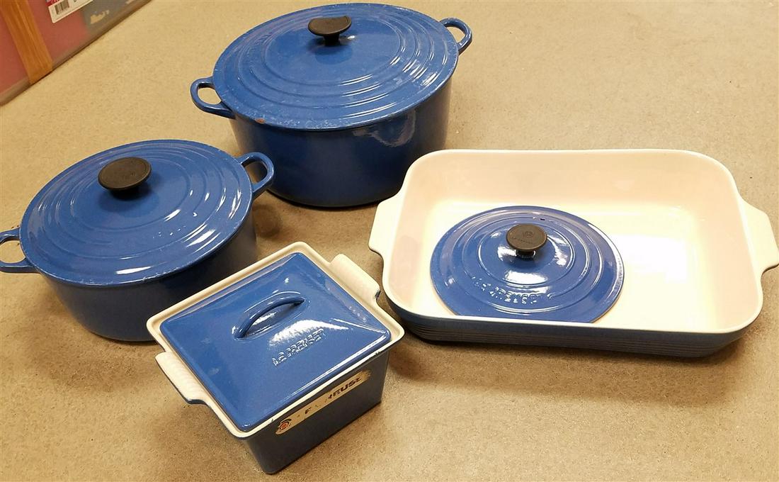 BX LE CREUSET- 2 ROUND COVERED CASSEROLES, 1 SQ. + (1 of 5)