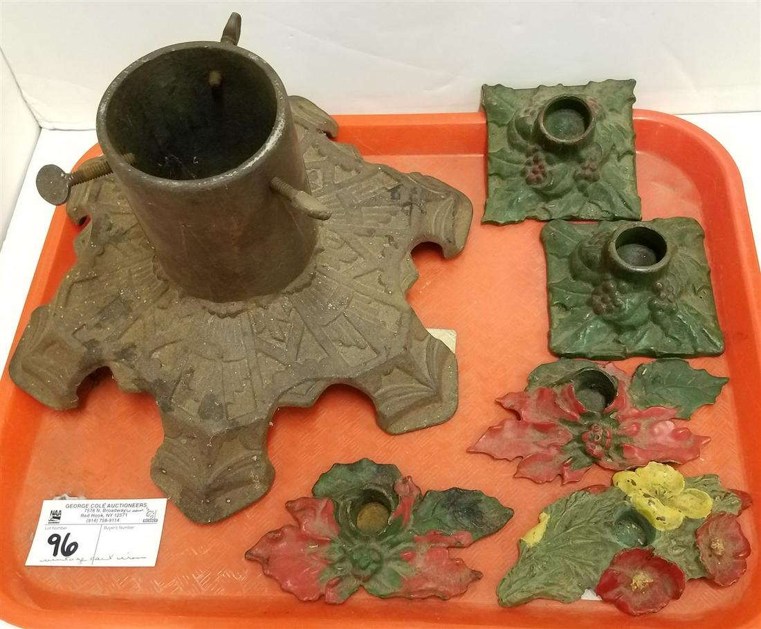 TRAY/ VINTAGE CAST IRON CHRISTMAS TREE STAND, + 5 CAST (1 of 2)