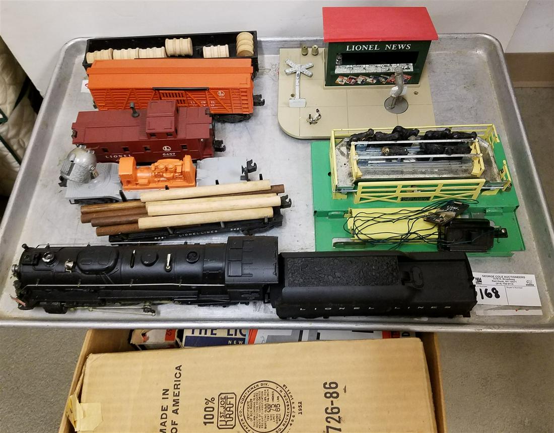 LIONEL TRAIN SET W/ ENGINE #726 + ACCESSORIES (1 of 8)