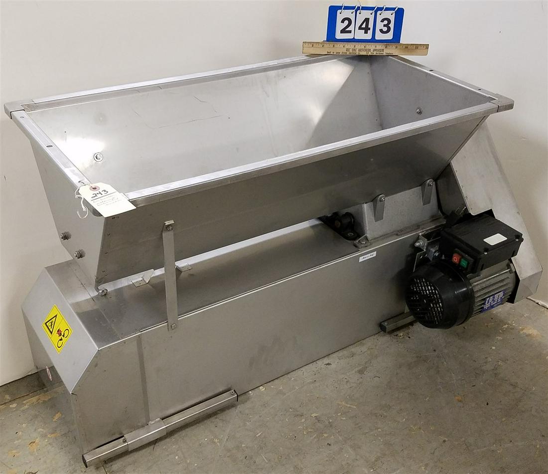 DONDINELLA STAINLESS STEEL MOTORIZED DESTEMMER/CRUSHER (1 of 6)