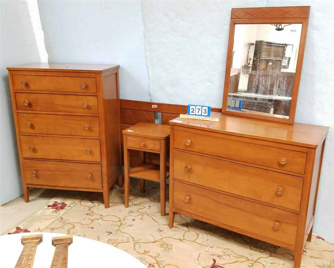 5PC. MAPLE BED SET, 3 DRAWER CHEST, MIRROR, NIGHT (1 of 5)