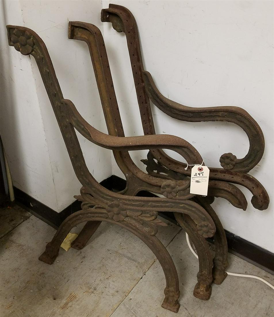 3 PART CAST IRON BENCH ENDS-MAKES A BENCH W/ MIDDLE (1 of 2)