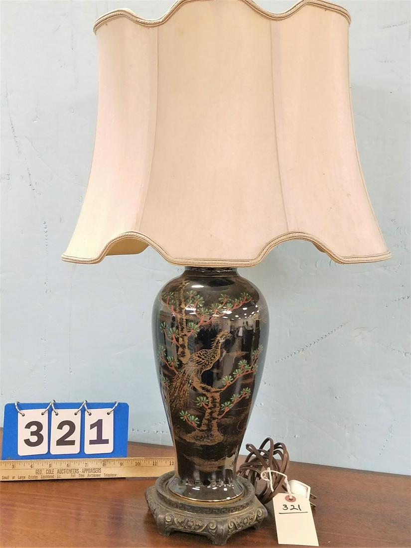 ENAMELED ASIAN MOTIF PORCELAIN VASE TABLE LAMP, 2' (1 of 3)