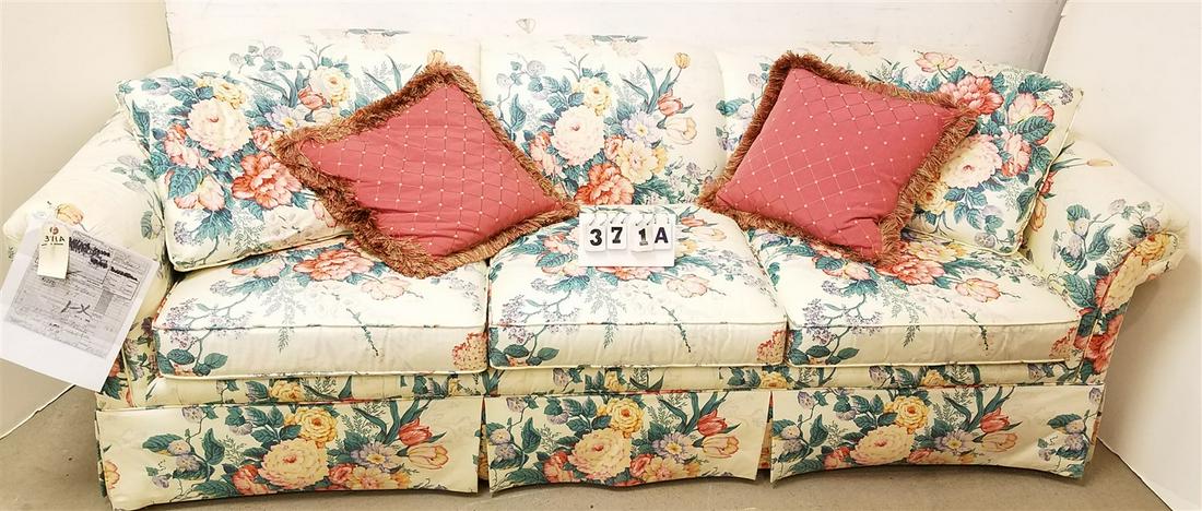 LEE SOFA 7' (1 of 3)