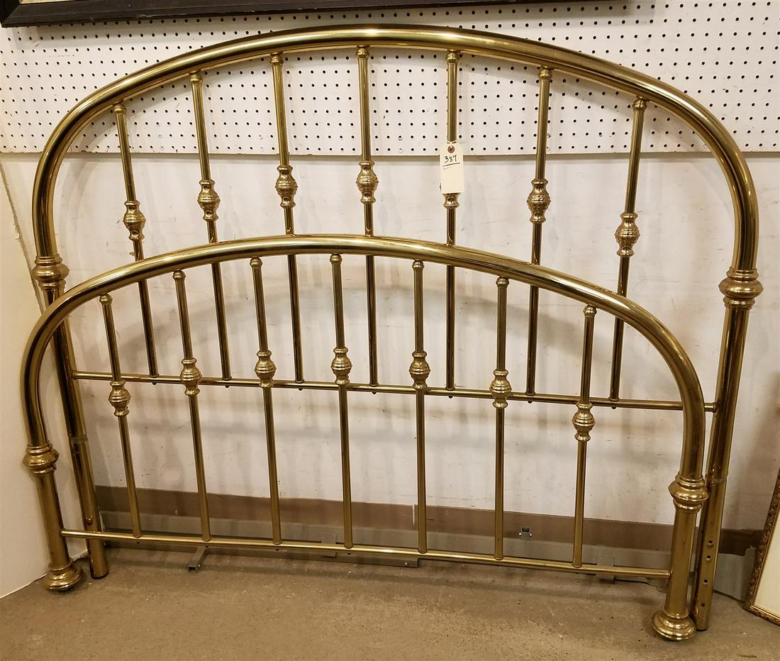 QUEEN SIZE BRASS BED (1 of 1)