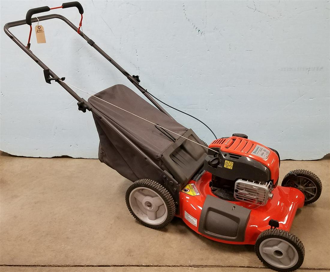 HUSQUAVARNA LAWN MOWER (1 of 4)