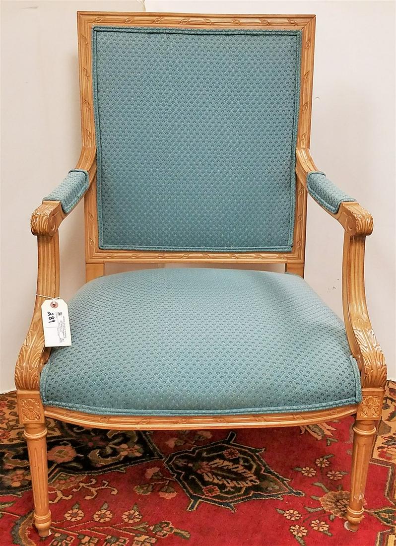 UPHOLS. ARM CHAIR (1 of 3)