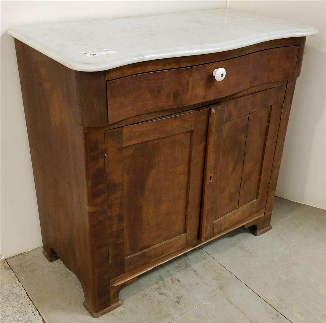 VICT. MAHOG. MARBLE TOP WASH STAND, 29.5"H X 31"W X: VICT. MAHOG. MARBLE TOP WASH STAND, 29.5"H X 31"W X 16"D