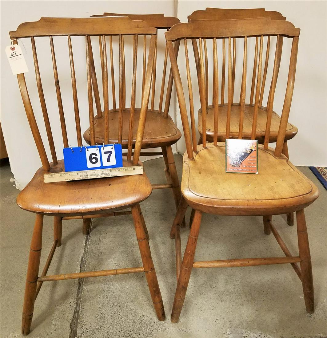 SET OF 4 WINDSOR CHAIRS: SET OF 4 WINDSOR CHAIRS