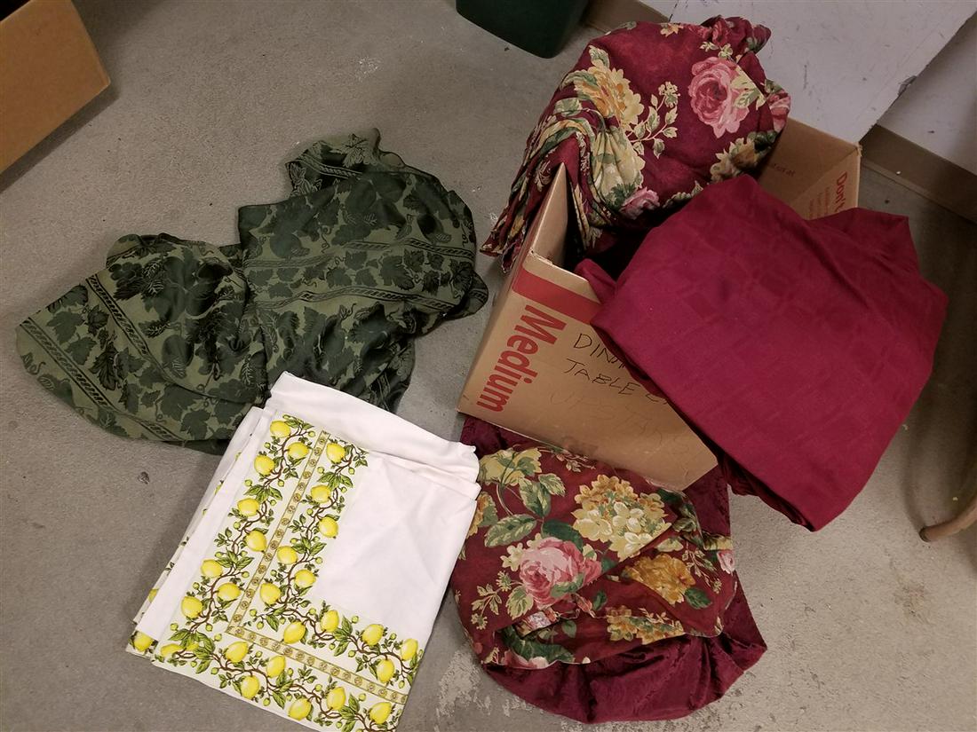 BOX OF TABLECLOTHS: BOX OF TABLECLOTHS