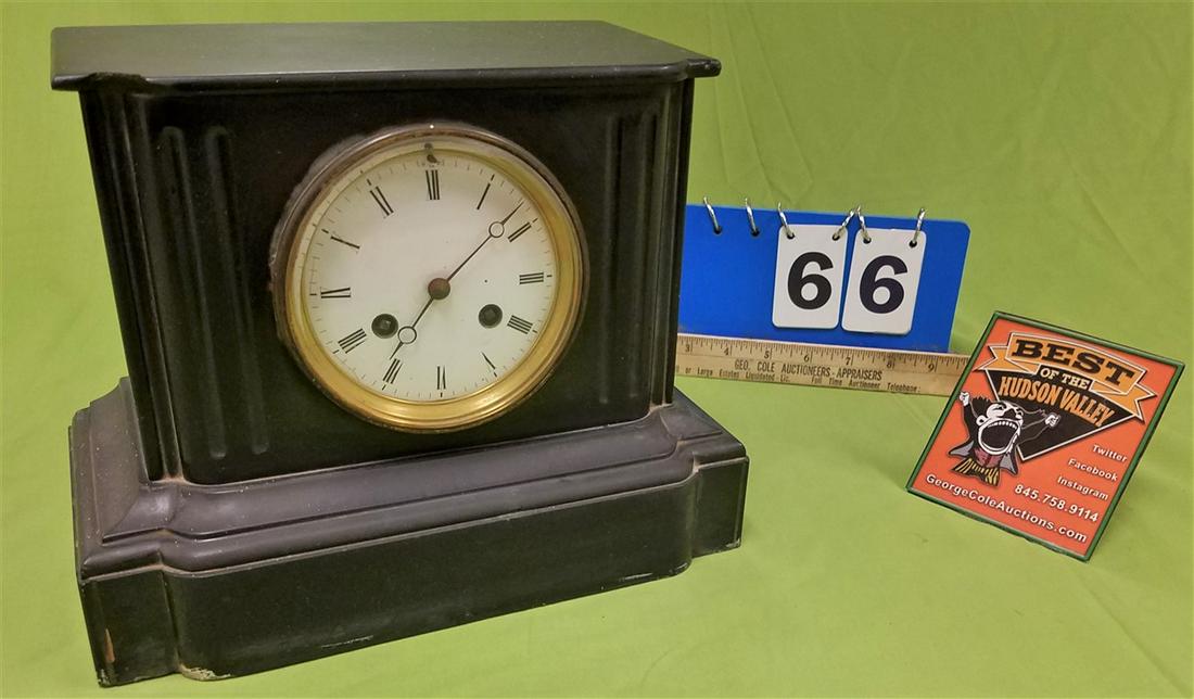VICT. POLISHED SLATE FR. MANTEL CLOCK, 9"H X 11"W X 6"D: VICT. POLISHED SLATE FR. MANTEL CLOCK, 9"H X 11"W X 6"D
